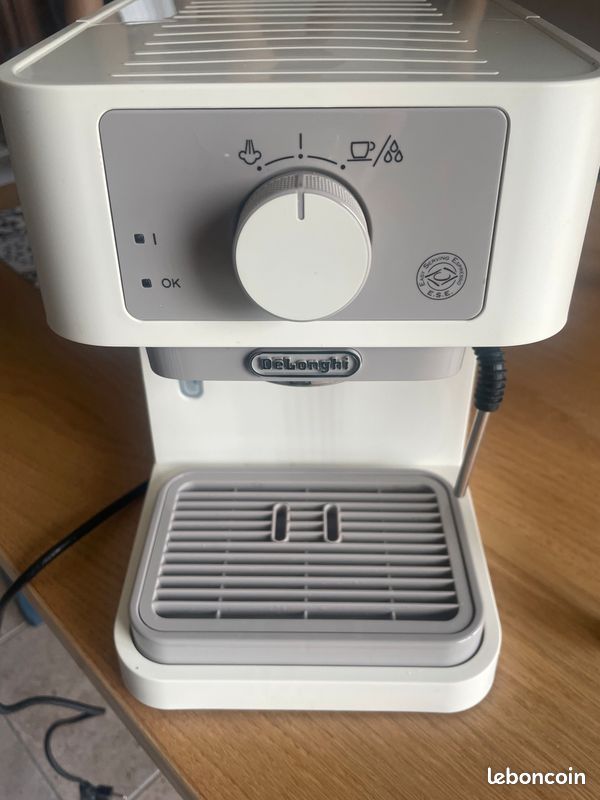 Cafetière Delonghi Électroménager