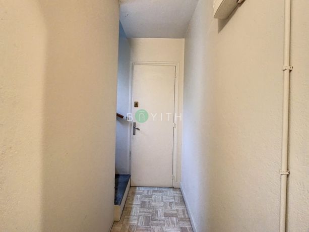 Appartement a vendre  - 4 pièce(s) - 38 m2 - Surfyn