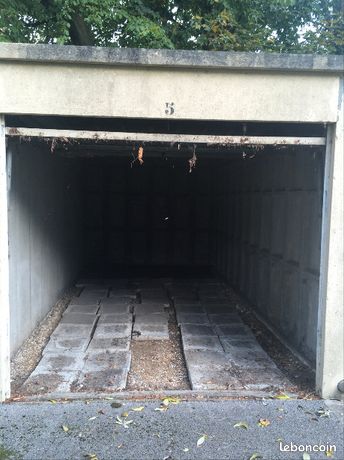 Garage/box 14 m² Mont Saint Aignan