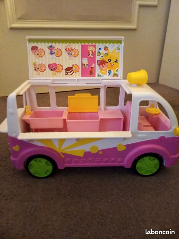 Grande Maison de Barbie Vintage + meubles + chevaux + voiture (image 13)