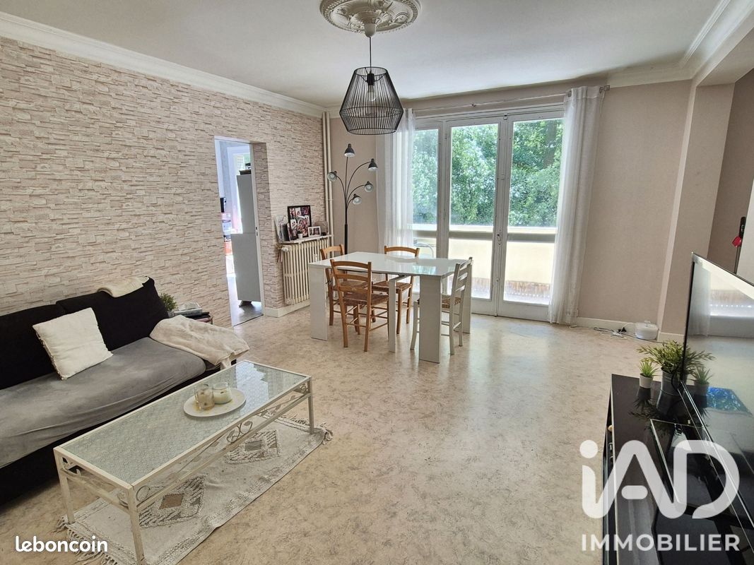 Appartement 5 pièces 104 m² · à Castres · 104 m² · 125 000 €