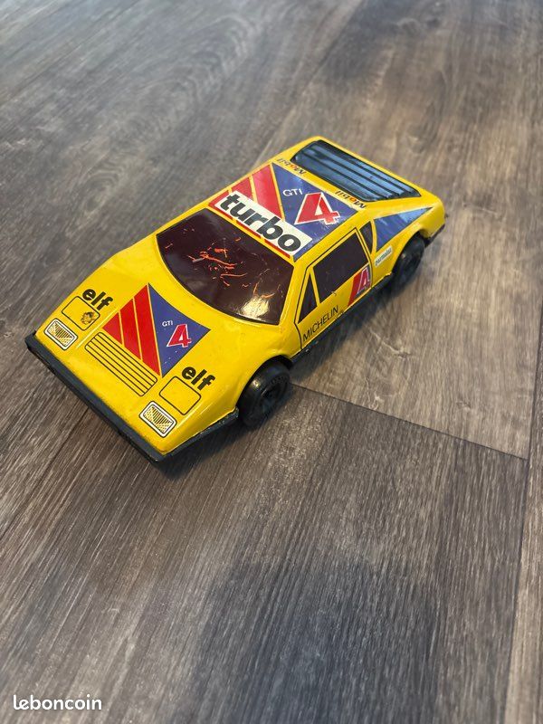 Jouet Ancien Voiture En Tôle Ferrari – France, Longueur 22 Cm, Véhicule Miniature