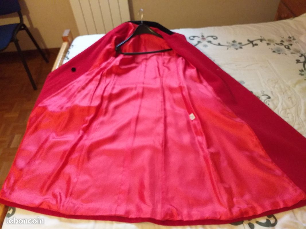 Vends Manteau rouge en laine (image 3)