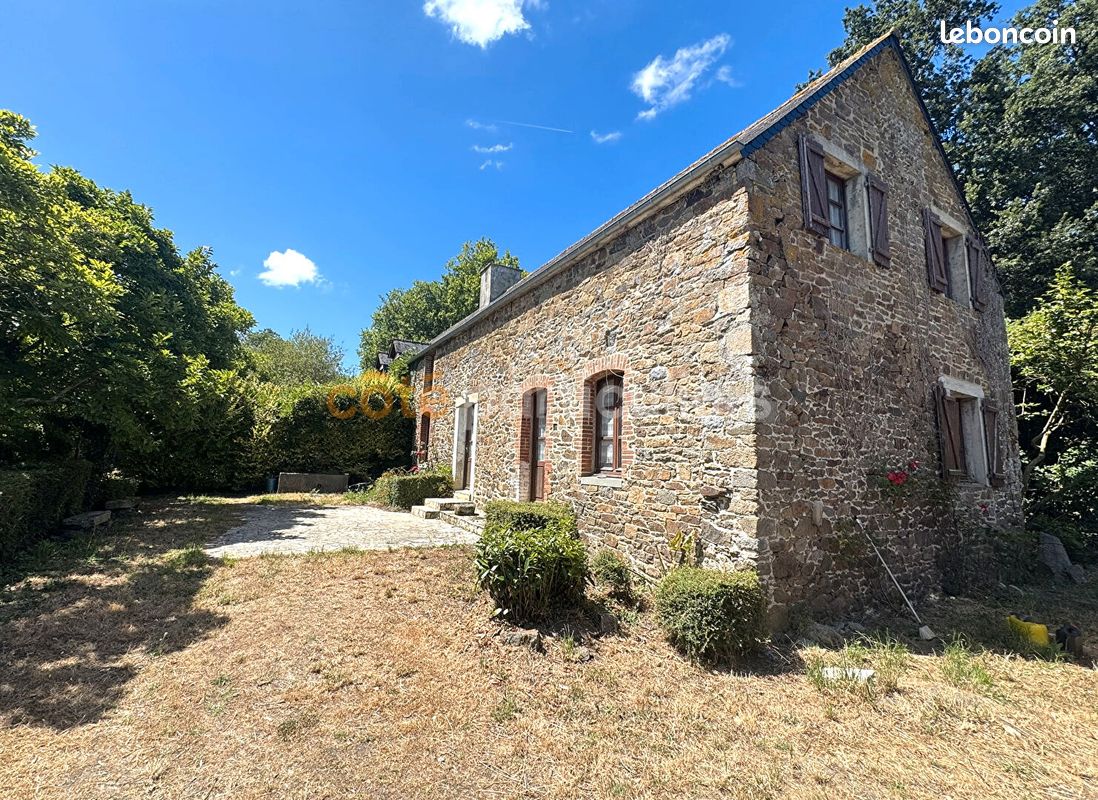 Maison 5 pièces 116 m² · à Saint-Père-Marc-en-Poulet · 116 m² · 292 600 €