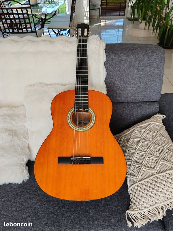 Guitare classique (image 2)