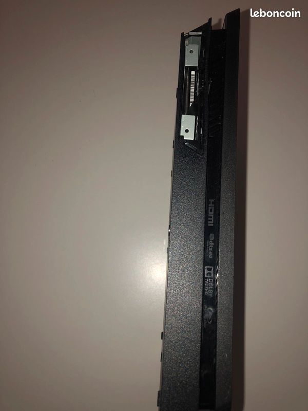 Ps4 Slim (image 2)