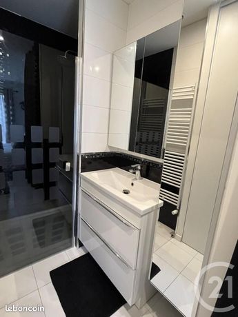 Maison a louer - 5 pièce(s) - 73 m2 - Surfyn