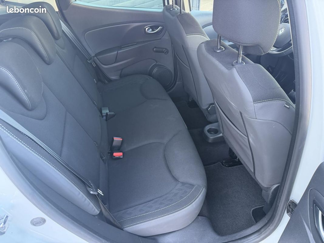RENAULT CLIO 1.5 Energy dCi - 90 E6C IV BERLINE Limited PHASE 2 (image 12)