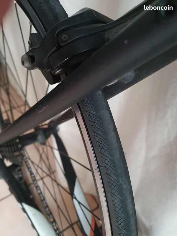 Velo de route triban 500 (image 6)