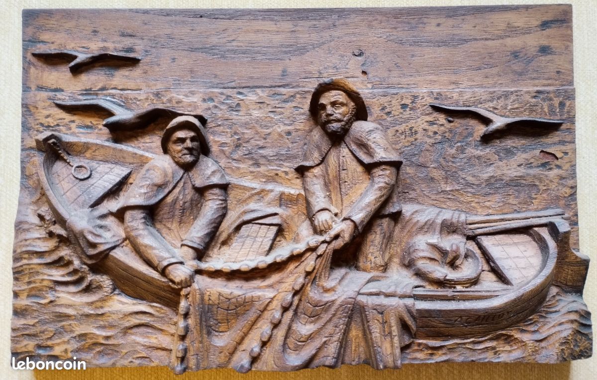 Grand Tableau En Bois Sculpté à La Main – Relief Signé – 105x55 Cm (Occasion)