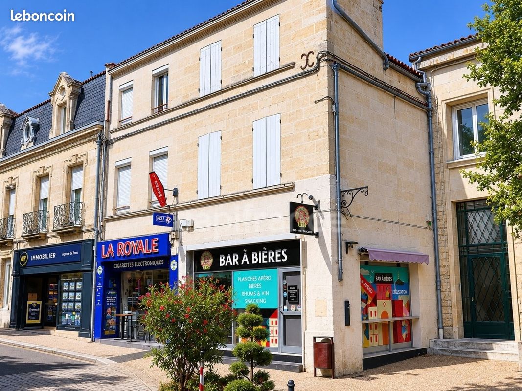 Immeuble 6 pièces 189 m² · à Pons · 189 m² · 244 000 €