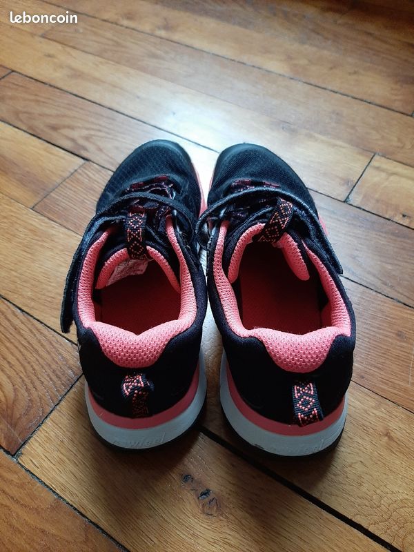 Baskets newfeel noires et roses (image 3)