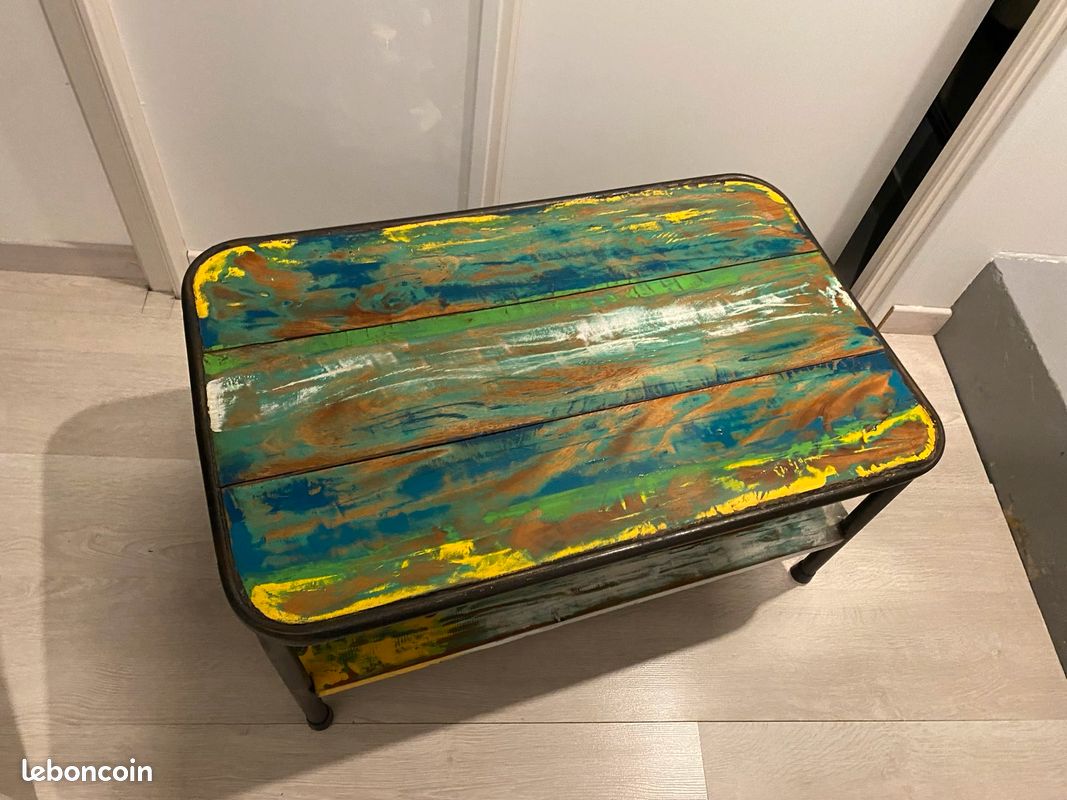 Table basse multicolore (image 3)