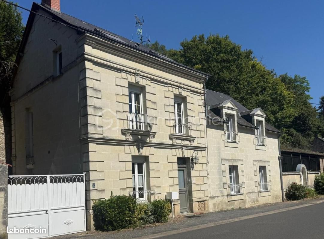 Maison 11 pièces 279 m² · à Saint-Paterne-Racan · 279 m² · 479 000 €