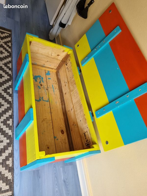 Coffre en bois (image 3)