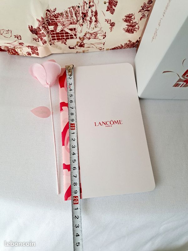 Boite Lancome carnet avec rose (image 2)