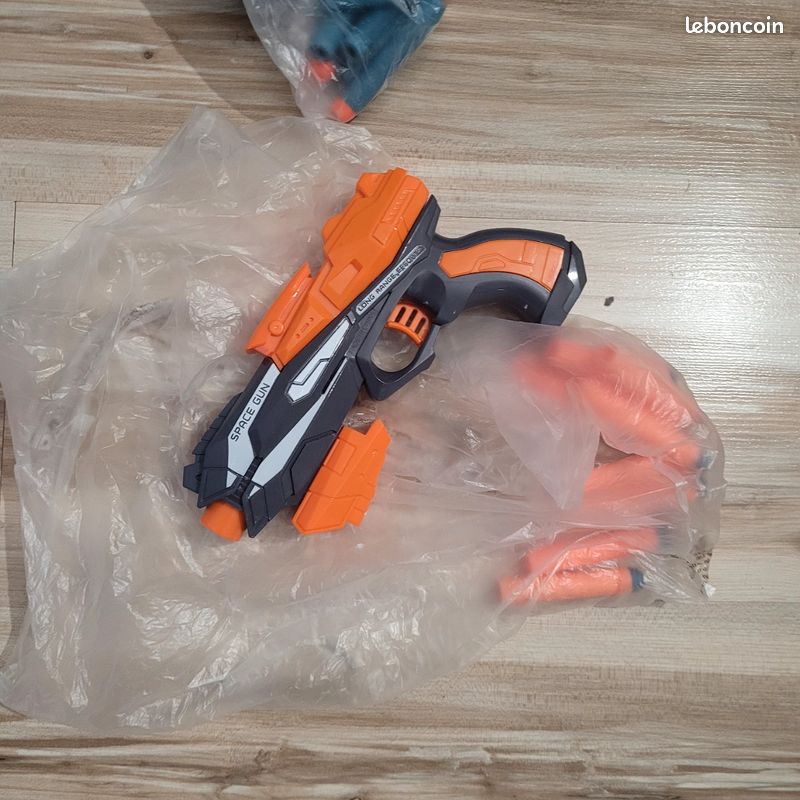 Pistolet Nerf lot/unité ( chargeur remplie et balle supplémentaire fourni ) (image 8)