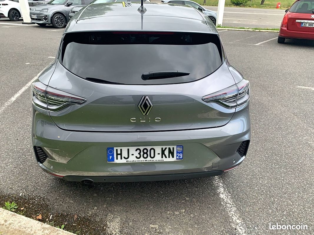 RENAULT Clio TCe 90 ch Generation (image 4)