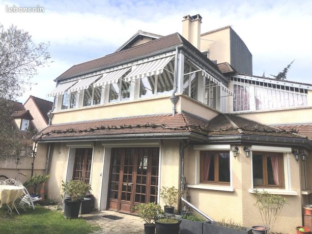 Maison 7 pièces 203 m²