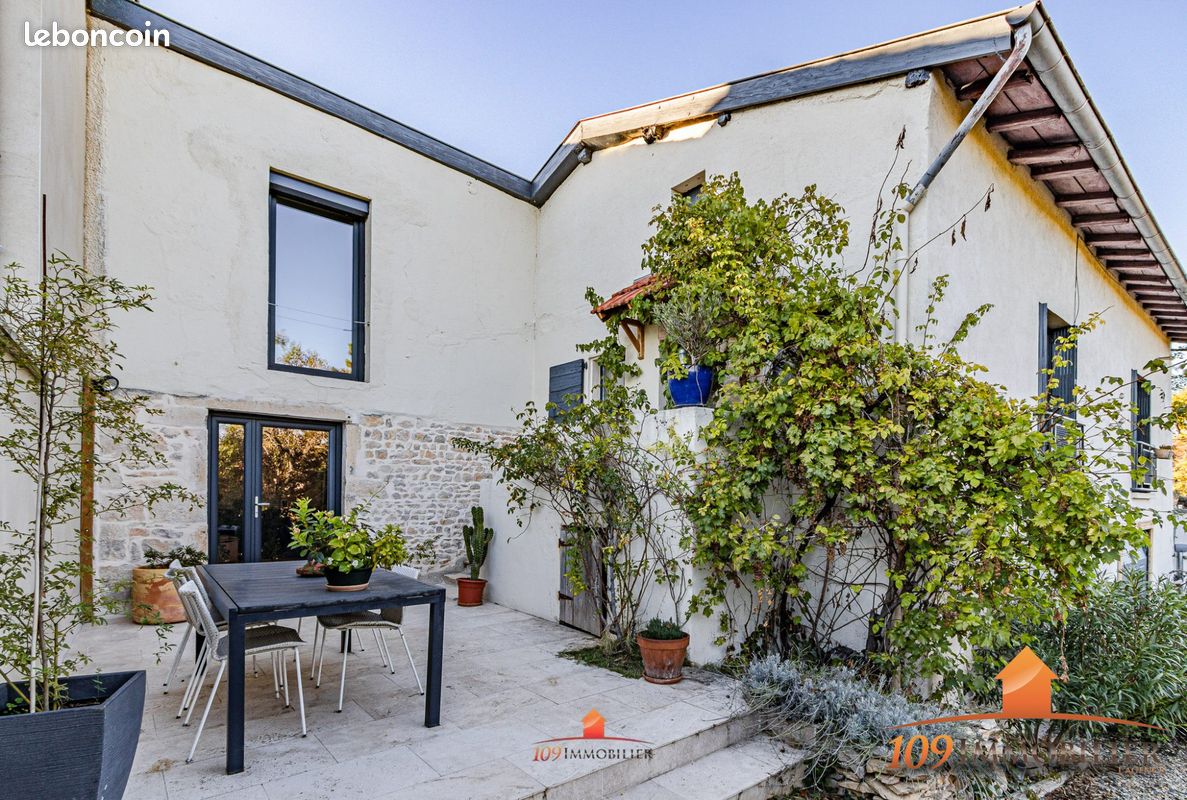 Maison 5 pièces 125 m² · à Pommiers · 125 m² · 399 000 €