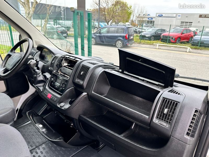 Peugeot BOXER FG 335 L3H2 2.2 HDI 110 FAP PACK CD CLIM (image 29)
