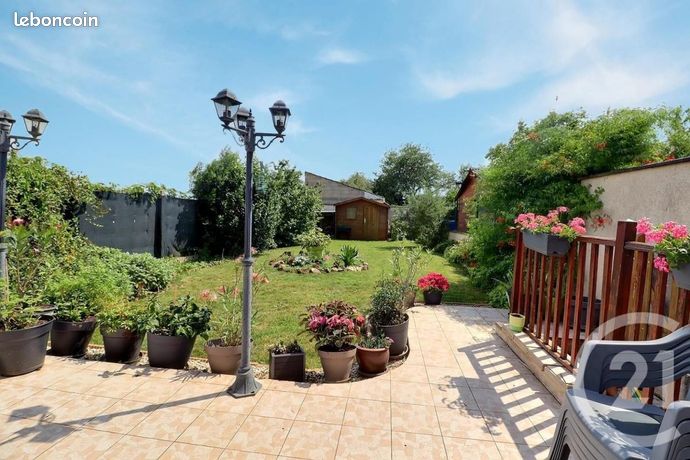Pavillon 5 pièces 104 m²