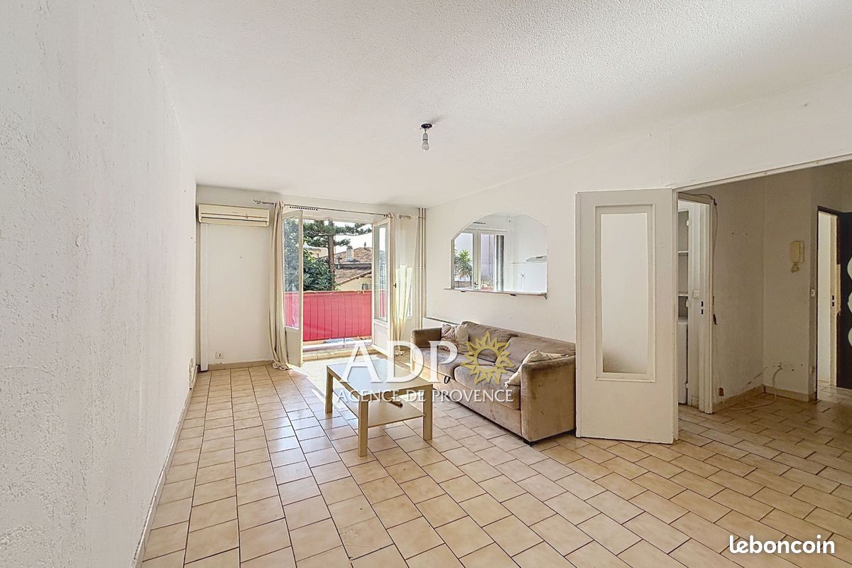 Appartement 2 pièces 42 m² · à Saint-Laurent-du-Var · 42 m² · 189 000 €
