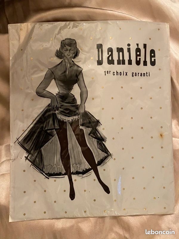 Paire de bas nylon vintage années 50 (image 1)
