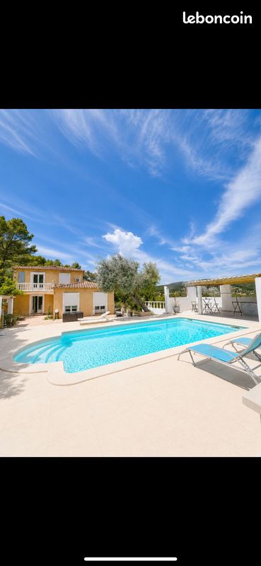 Appartement 6 pièces 146 m² · à Solliès-Ville · 146 m² · 549 000 €
