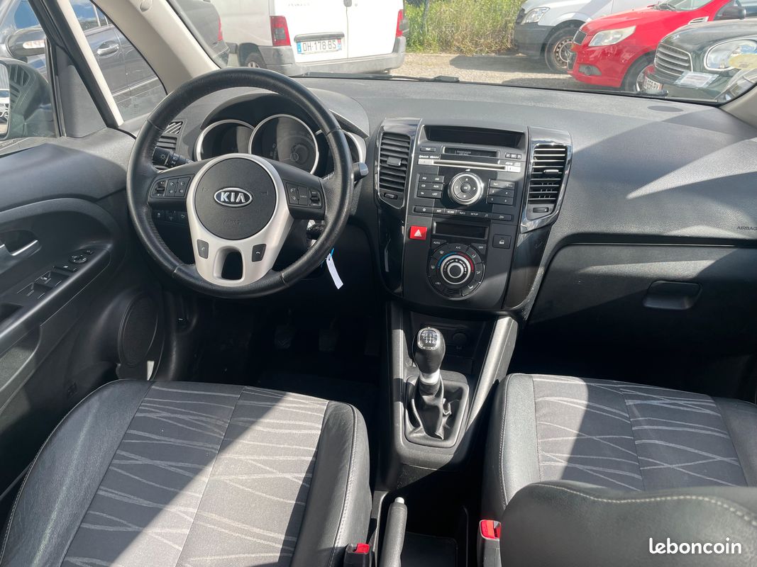 KIA VENGA 1.6 CRDI-16V,115 CV, URBAN CHIC 5p (image 3)
