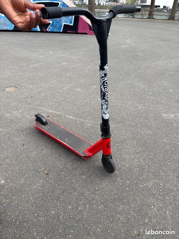 Trottinette freestyle (image 1)