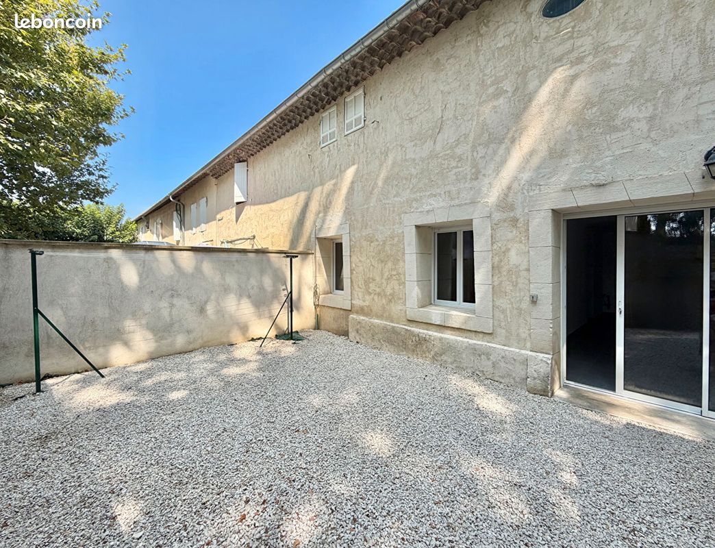 Maison 3 pièces 70 m² · à Graveson · 70 m² · 880 €