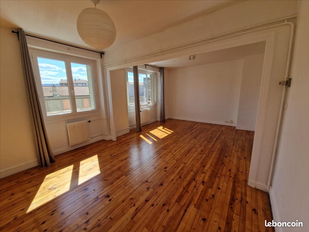 Appartement 3 pièces 65 m² · à Clermont-Ferrand · 65 m² · 650 €