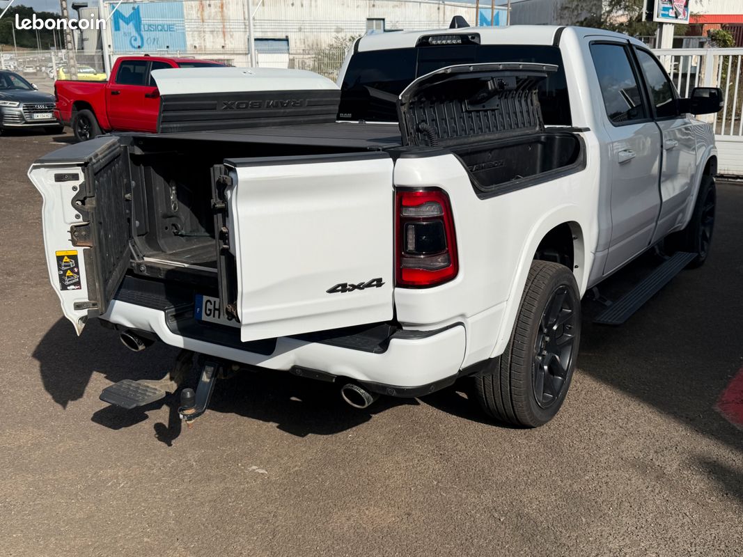 Ram limited night edition v8 5.7hemi rambox (image 5)