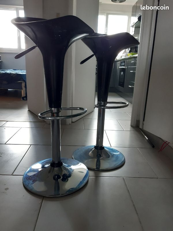2 chaises de bar (image 1)