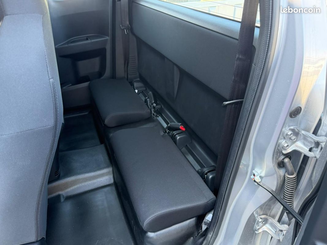 Isuzu D-Max 2.2 Ddi 164ch B-Strong Space M/T (image 13)