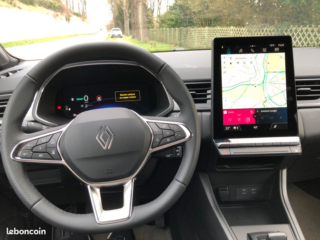 Collaborateur Retraité Renault vend Nouveau CAPTUR TECHNO E-TECH FULL HYBRID 160 CV (image 3)