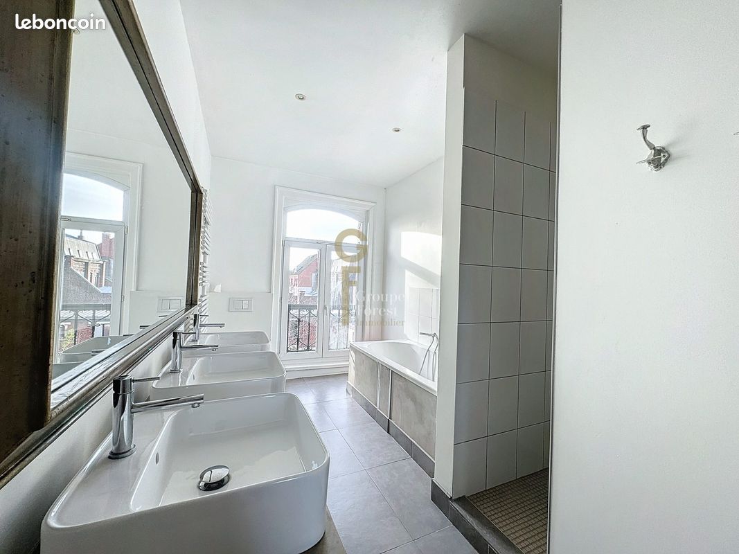 Maison a louer tourcoing - 6 pièce(s) - 274 m2 - Surfyn