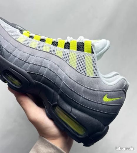 Nike Air Max 95 OG Big Bubble Neon (image 3)