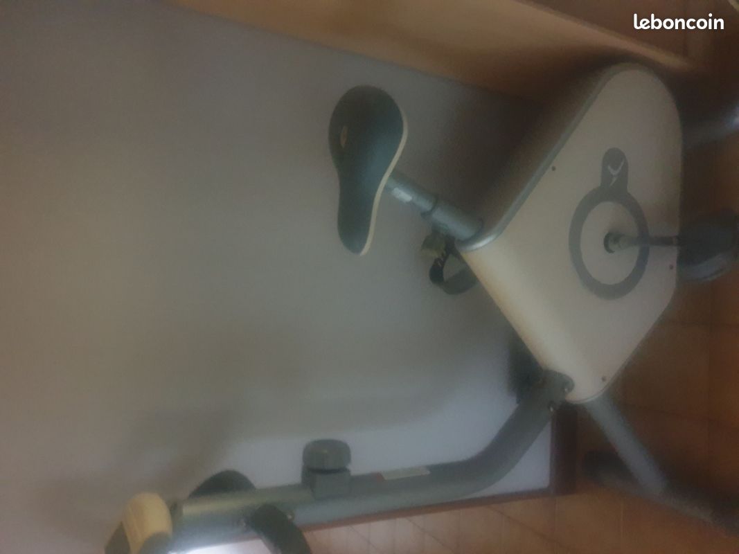 Vends vélo appartement (image 2)