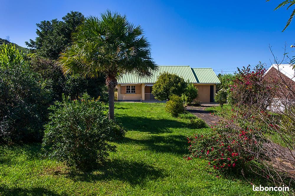 Maison 6 pièces 120 m² · à Petite-Île · 120 m² · 368 000 €