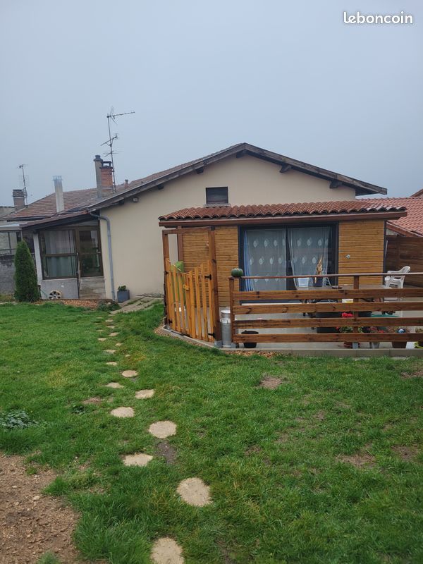 Maison 5 pièces 120 m² · à Monlet · 120 m² · 150 000 €