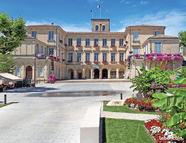 Appartement 3 pièces 57 m² · à Valréas · 57 m² · 40 000 €