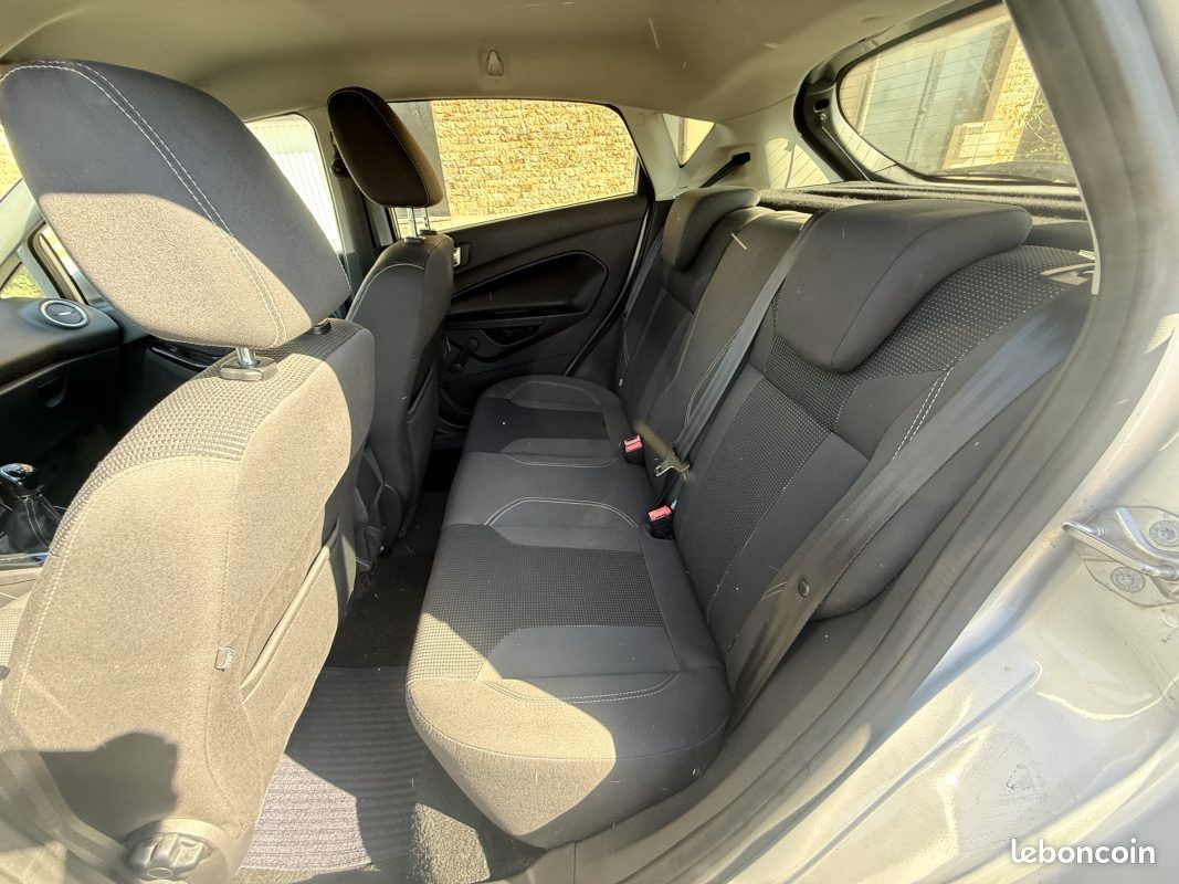 Ford fiesta 1.5 tdci 95 titanium 2016 (image 11)