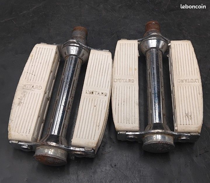 NOS 1 paire pédales lyotard vélo ancien vintage pedals 14/125