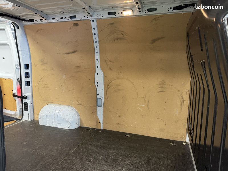 Renault MASTER III FG Grand Confort L2H2 2.3L dci 135CV TVA Recup-Habillage Bois-Suivi Renault-GAR 1 (image 18)