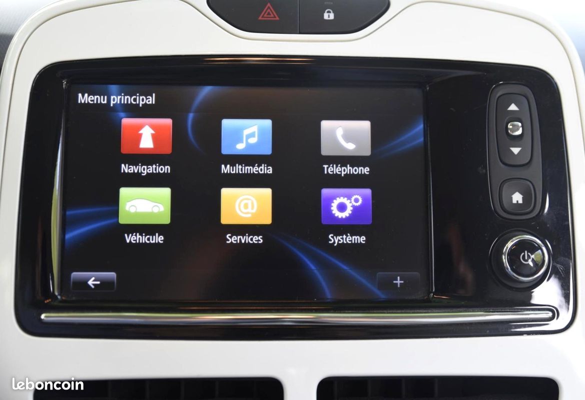 RENAULT ZOE R90 - 92ch - Finition Zen - Batterie en Location SOH 94% - Garantie 12 Mois (image 17)