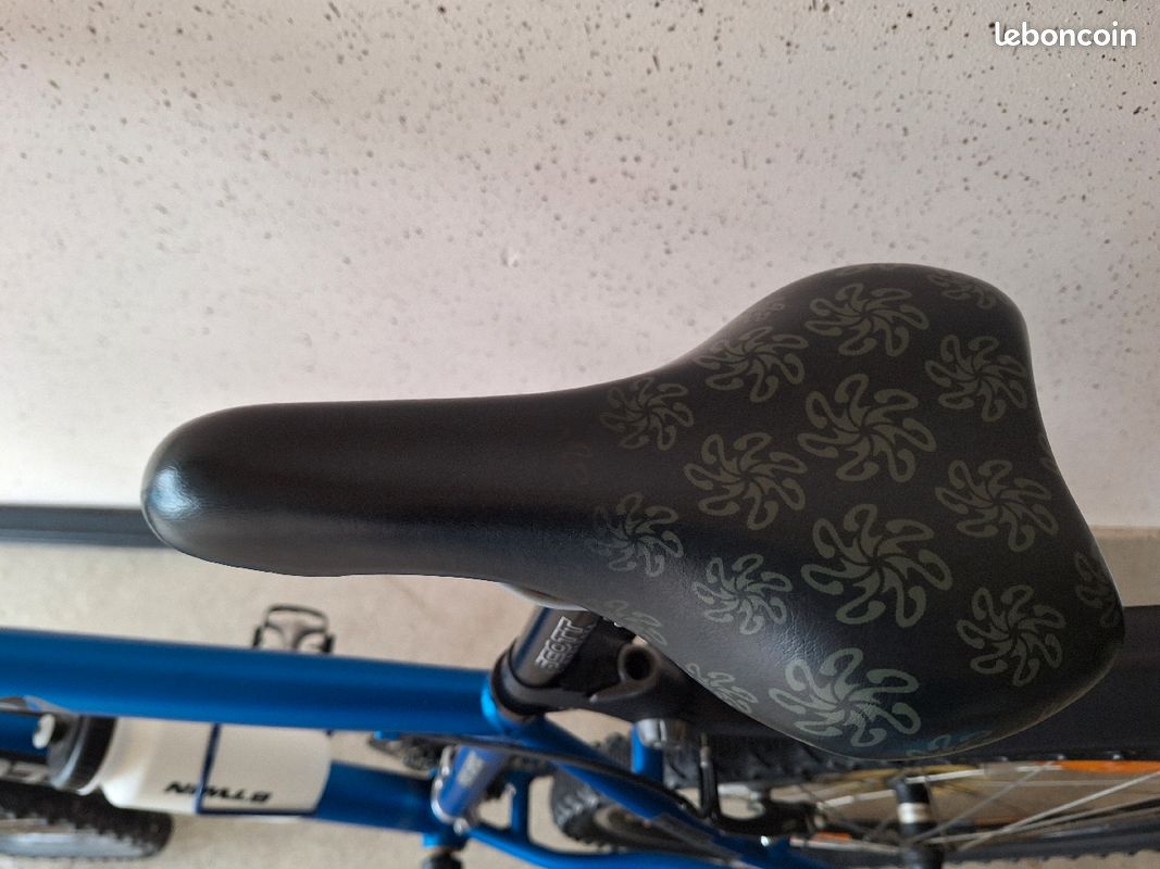 Vélo vtt (image 6)