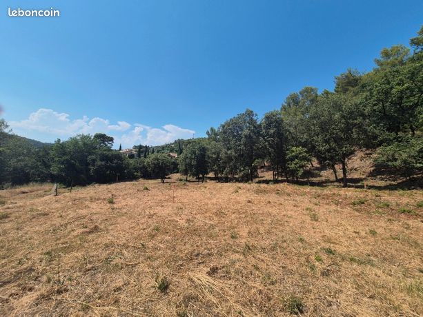 Terrain 1 019 m² Taradeau