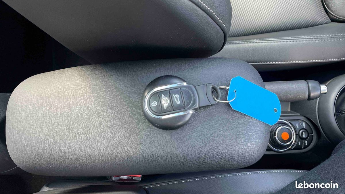 MINI Hatch 3 Portes Cooper 136 ch Edition Greenwich (image 27)